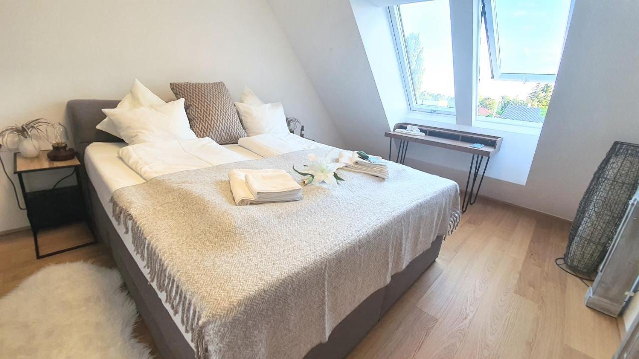 Rooftop Terrace, Free Garage Parking And Pool! Viena Exterior foto